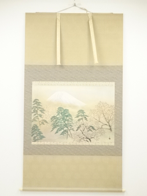 Paintings & Calligraphy